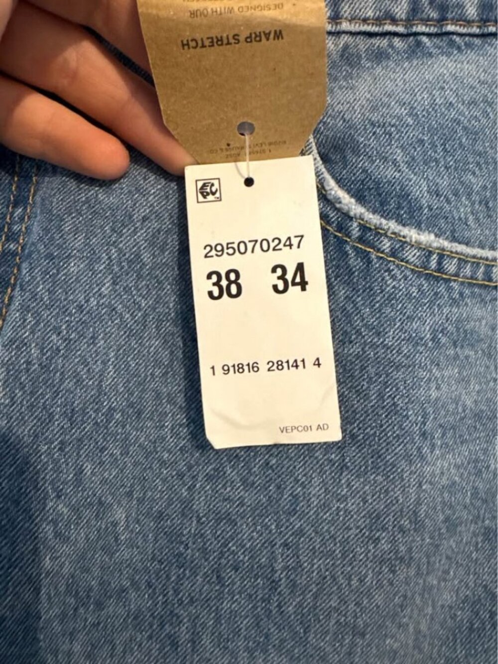 NWT Levi's Men's "502" Jeans (38x34)